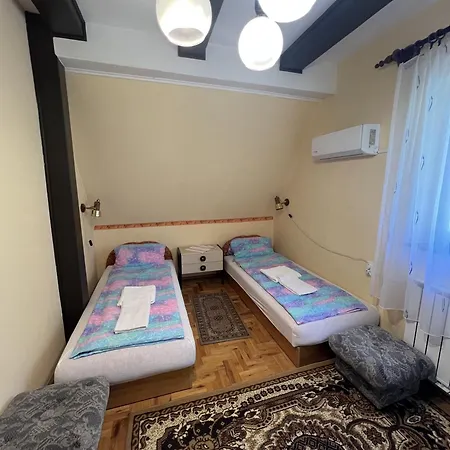 Aranypart 1 شيوفوك