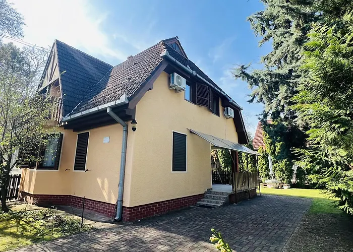 منزل للإقامة Aranypart 1